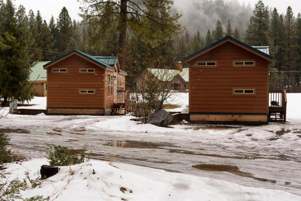 Leavenworth Camping Resort Cottage 7